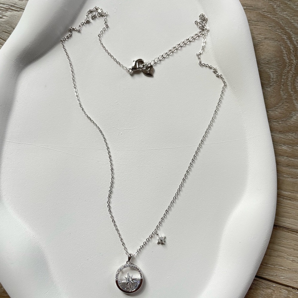 Fashion necklace